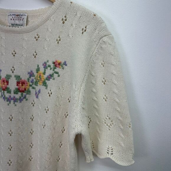 Susan Bristol Vintage Women’s Short Sleeve Multi Floral Cream Crop Knit Sweater - Picture 8 of 9